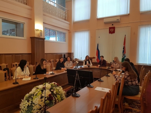 В Новосибирском ГАУ состоялась онлайн – встреча директора Союза Logo e.V Хартвига Меннена (Германия) и менеджера союза - Валерии Лосинг со студентами университета