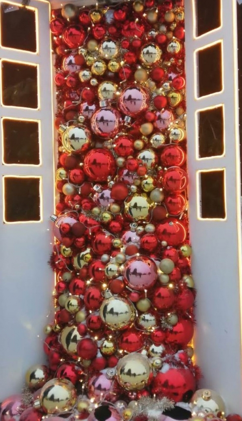 С наступающим Новым годом!