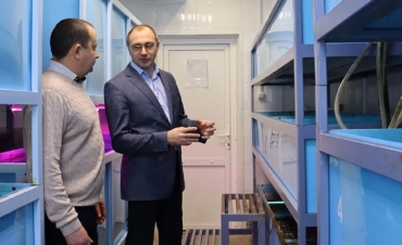 Исследовательский Центр Аквакультуры посетил заместитель руководителя Верхнеобского ТУ Росрыболовства Евгений Вострухин