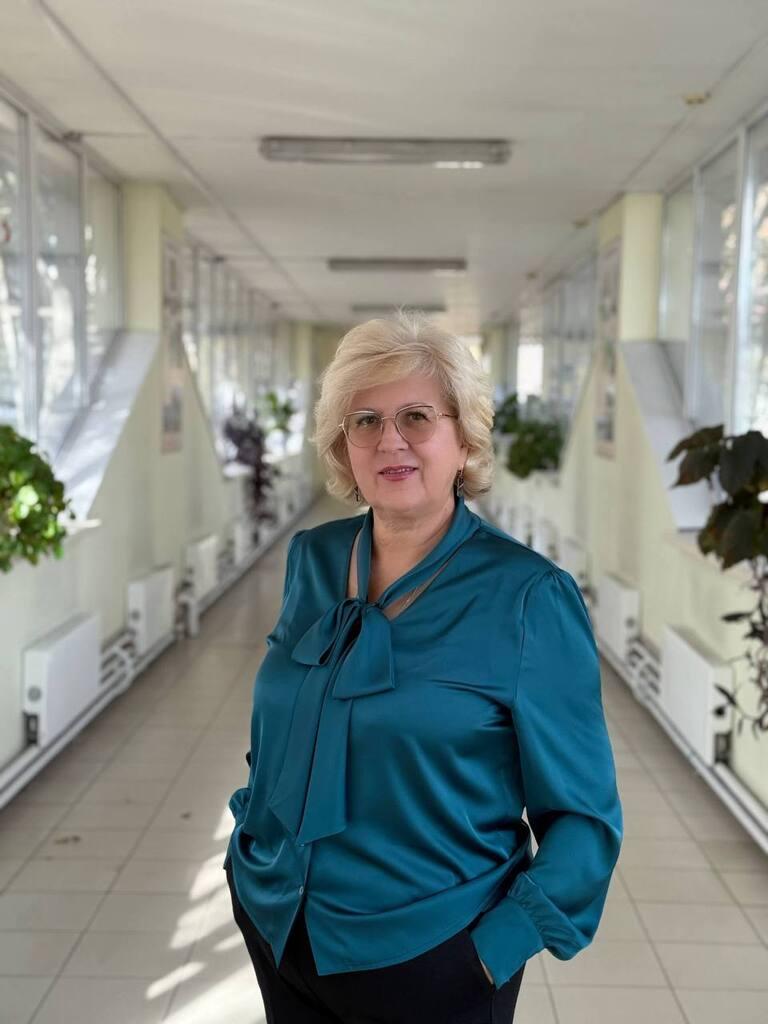 Леденева